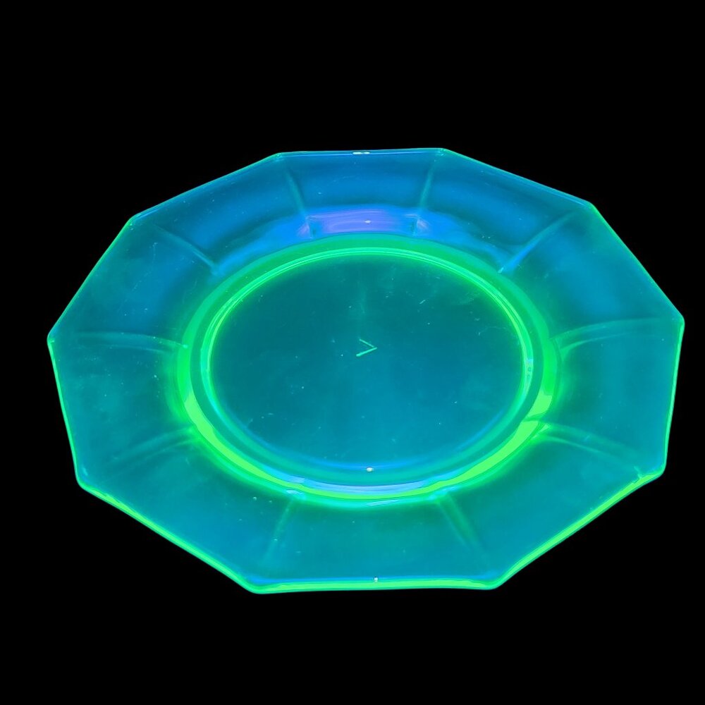 Vintage Uranium Depression Glass Green Serving Plate